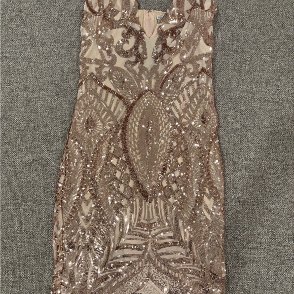 Fashion Nova Backless Sequin Dress in Brown and Cream - Picture 1 of 5